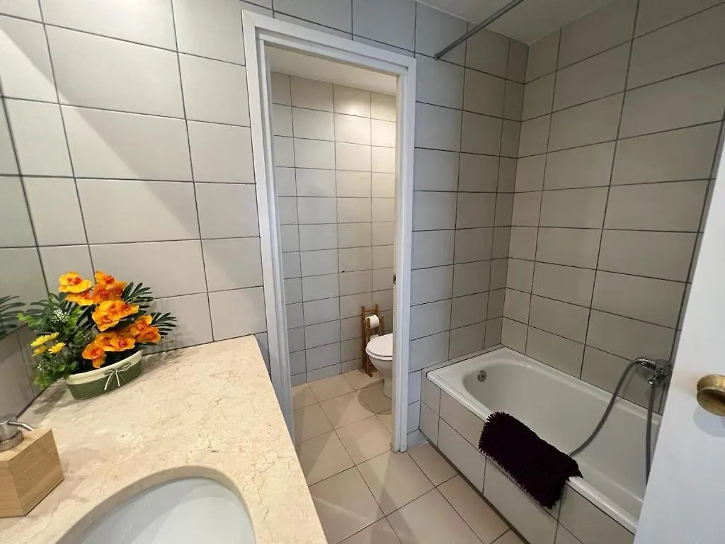 Bed and Breakfast Rooms In Apartment Paris Βαρκελώνη