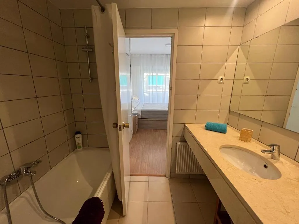 Rooms In Apartment Paris Βαρκελώνη 0*,