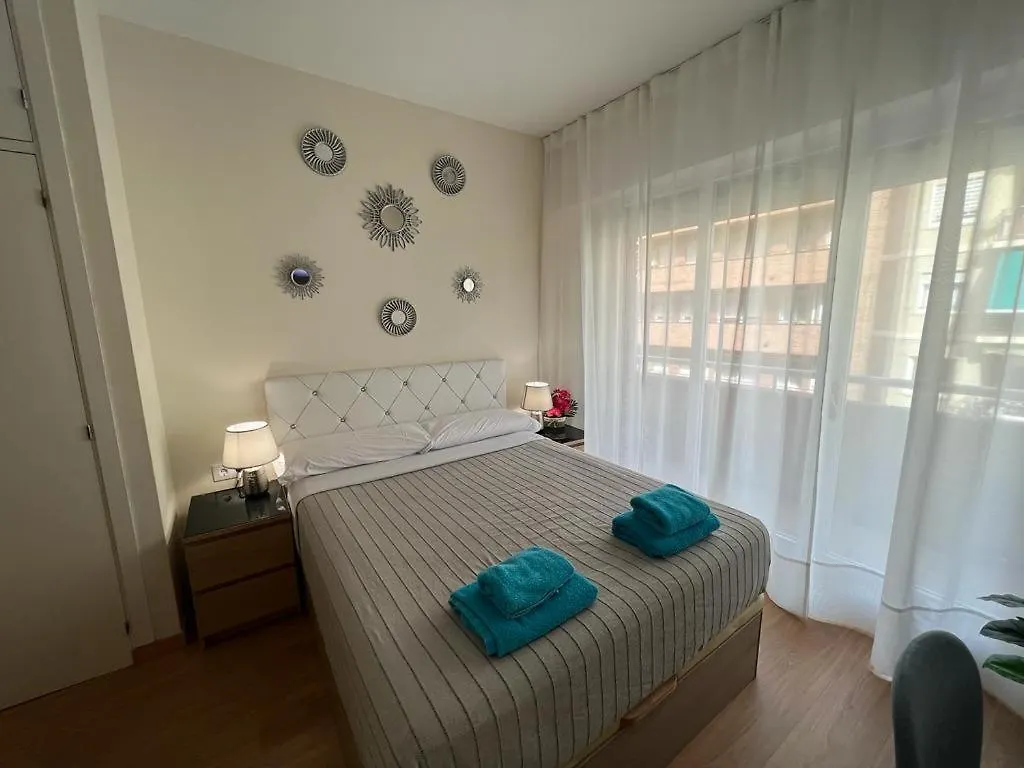 Rooms In Apartment Paris Barcelona 0*,  Spain